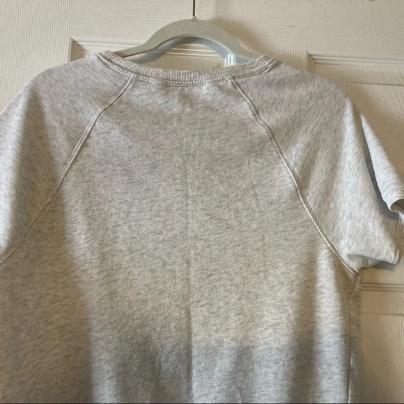 NWOT New Victoria Sport Short Sleeve Sweatshirt M - Picture 6 of 12